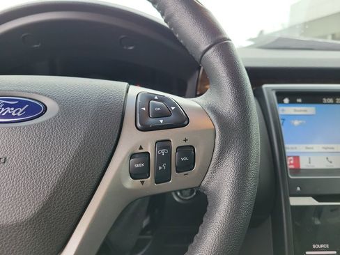 Used 2019 Ford Flex Limited image 24