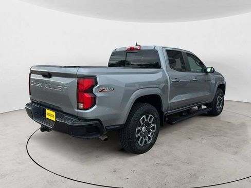 Used 2024 Chevrolet Colorado Z71 w/ Advanced Trailering Package AWD/4WD image 5
