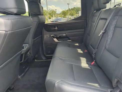 Used 2025 Toyota Tundra Limited AWD/4WD image 14