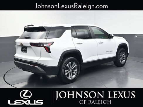 Used 2025 Chevrolet Equinox LT FWD image 9