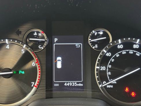 Used 2023 Lexus GX 460 Premium AWD/4WD image 39