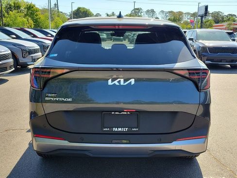 New 2026 Kia Sportage EX FWD image 5