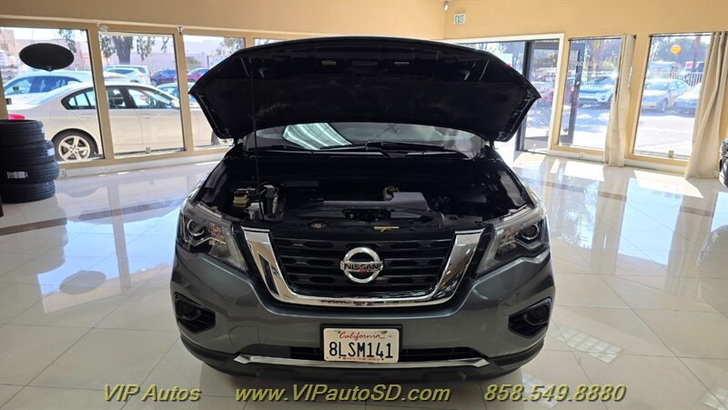 Used 2019 Nissan Pathfinder S FWD image 8