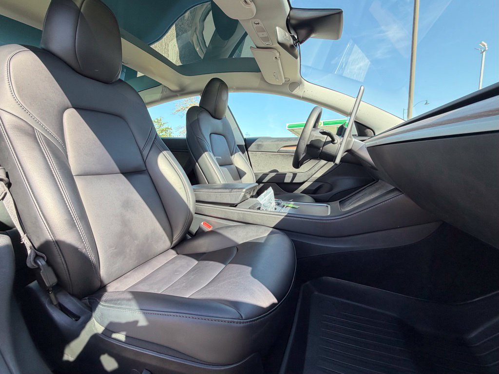 Used 2023 Tesla Model 3 Standard Range RWD image 74