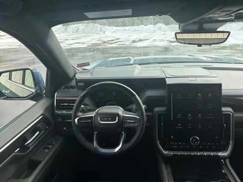 New 2026 GMC Yukon XL Elevation w/ Elevation Premium Package image 19