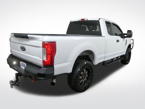 Used 2019 Ford F250 XL w/ XL Value Package AWD/4WD image 3