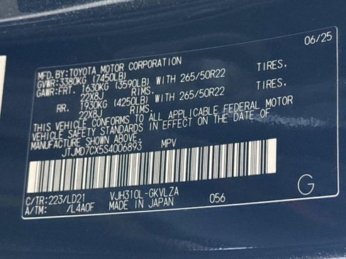 Certified 2025 Lexus LX 700h F Sport image 22