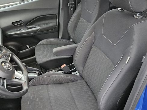 Used 2022 Nissan Kicks S image 14