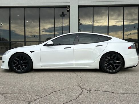 Used 2021 Tesla Model S Plaid image 6