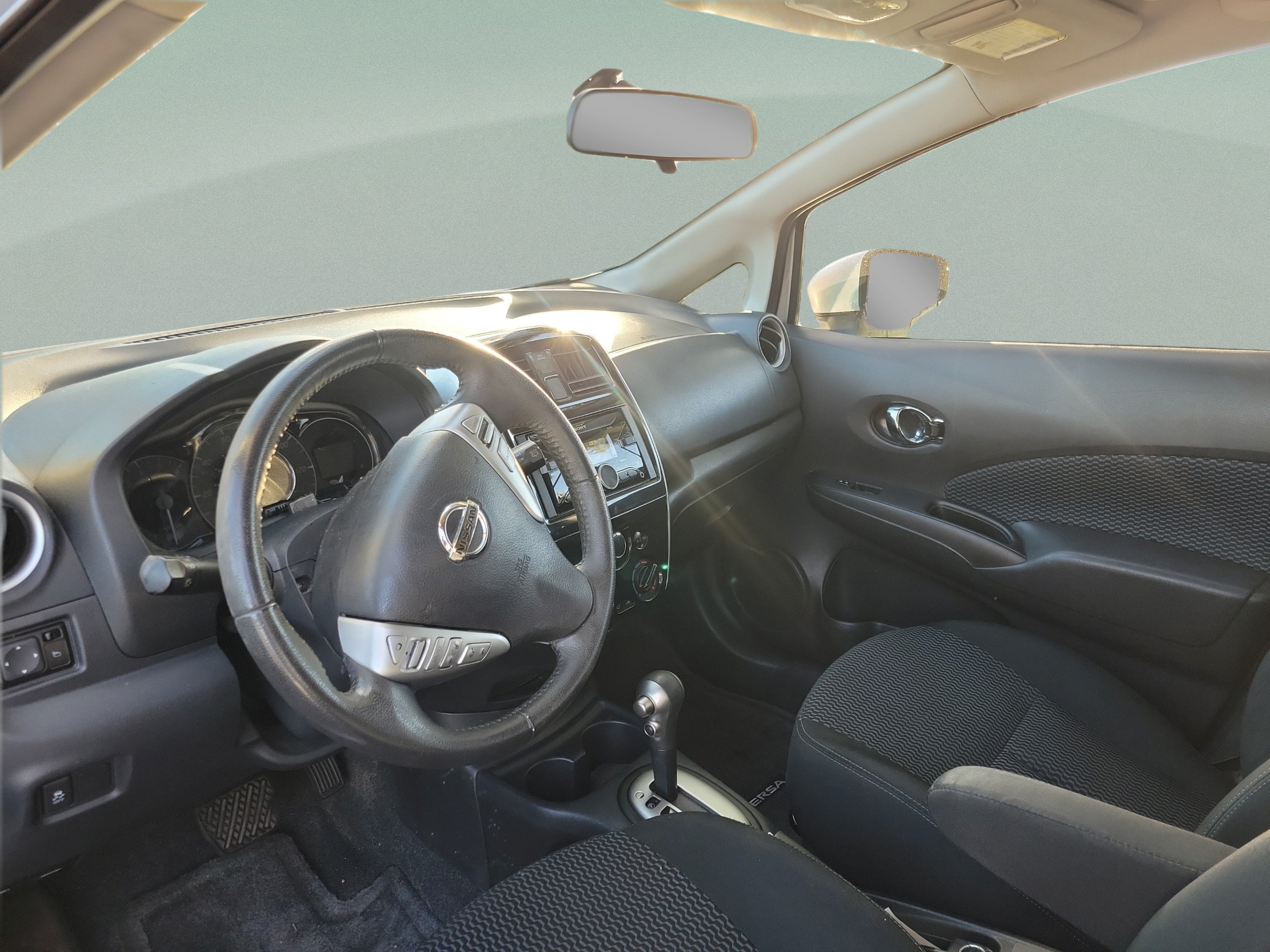 Used 2015 Nissan Versa Note SV FWD image 8
