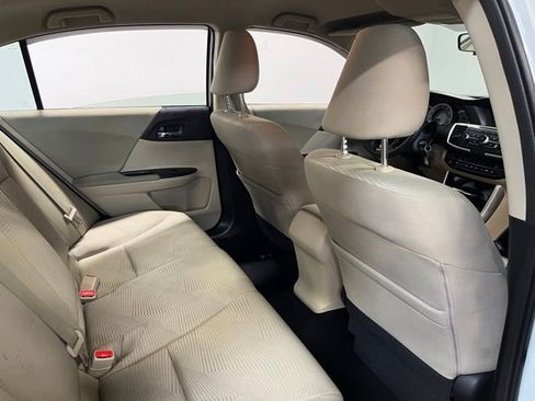 Used 2016 Honda Accord LX image 14