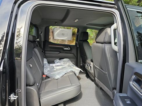 New 2026 GMC Sierra 1500 Denali w/ Denali Reserve Package image 13
