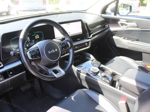 Certified 2023 Kia Sportage EX AWD/4WD image 21