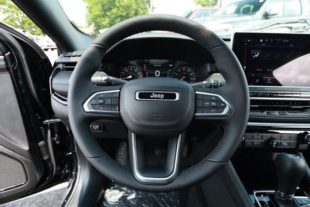 New 2026 Jeep Compass Latitude AWD/4WD image 11