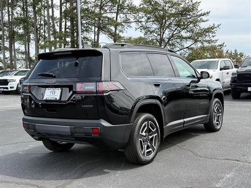 New 2026 Jeep Cherokee Laredo AWD/4WD image 3