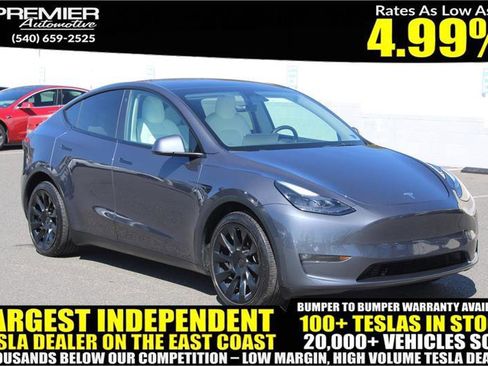 Used 2023 Tesla Model Y Long Range AWD/4WD image 1