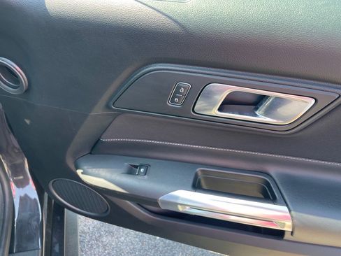 Used 2023 Ford Mustang Coupe image 19