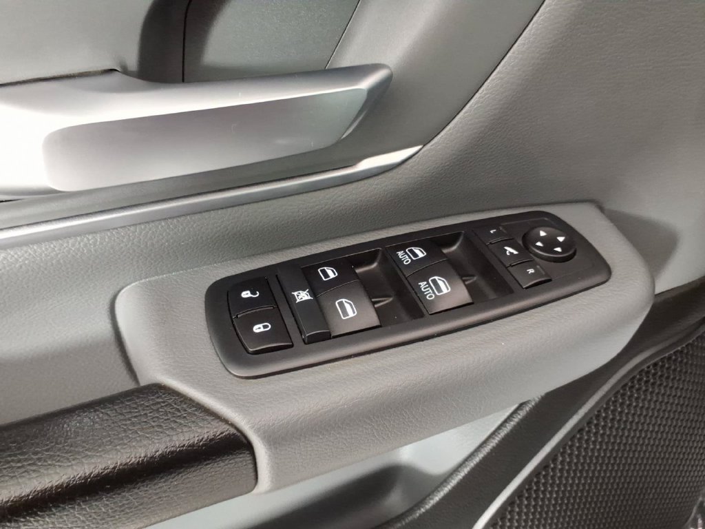 Used 2020 RAM 1500 Big Horn AWD/4WD image 14