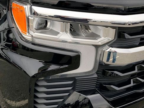 Used 2023 Chevrolet Silverado 1500 LT image 25