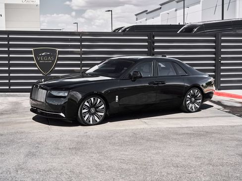Used 2026 Rolls-Royce Ghost AWD/4WD image 6