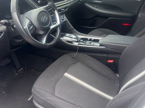 Used 2023 Hyundai Sonata SEL w/ Convenience Package FWD image 2