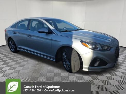 Used 2018 Hyundai Sonata Sport image 1