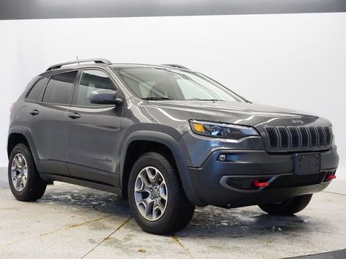 Certified 2020 Jeep Cherokee Trailhawk w/ Cold Weather Group image 10
