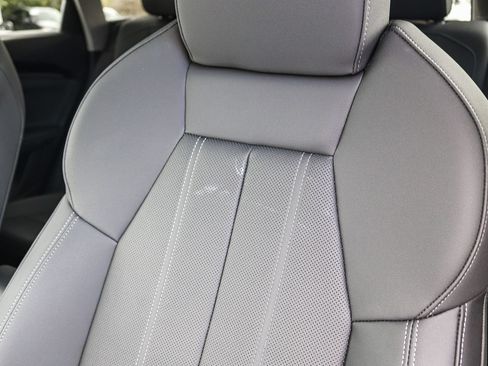 Used 2025 Audi Q5 Prestige AWD/4WD image 28