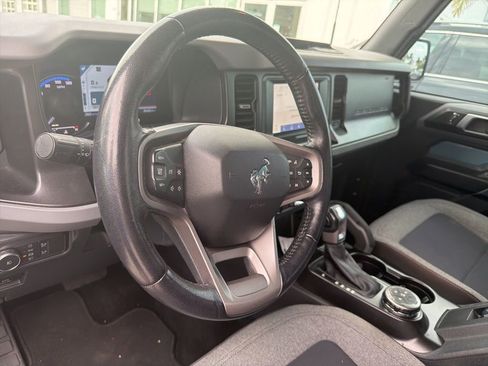 Used 2022 Ford Bronco Big Bend image 9