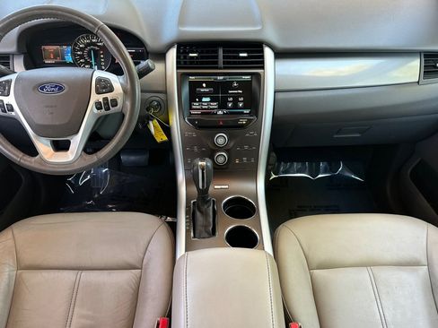 Used 2013 Ford Edge SEL FWD image 28