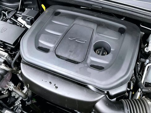 Used 2022 Jeep Grand Cherokee Laredo X image 30