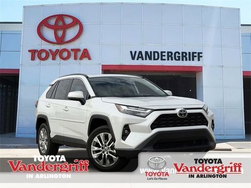 Used 2025 Toyota RAV4 XLE Premium image 1