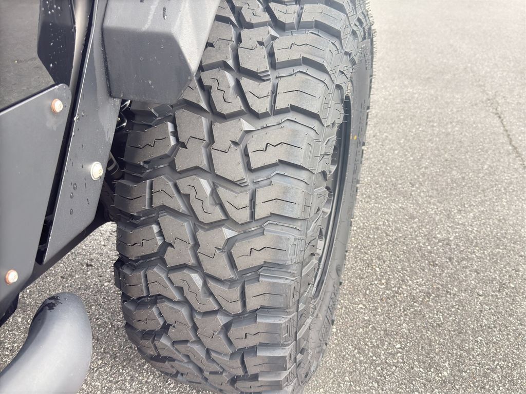 Used 2020 Jeep Gladiator Rubicon AWD/4WD image 16