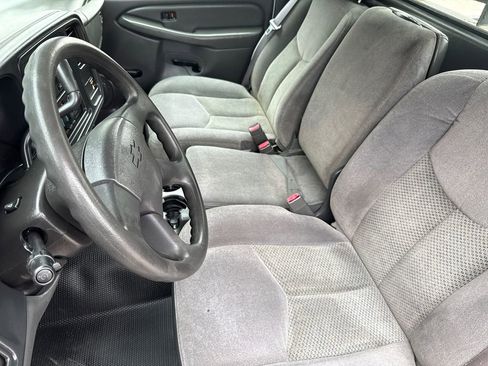 Used 2006 Chevrolet Silverado 3500 2WD Regular Cab image 15