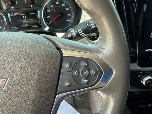 Used 2019 Chevrolet Traverse Premier FWD image 22