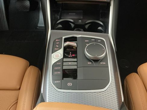 New 2026 BMW 330i Sedan w/ Premium Package RWD image 17