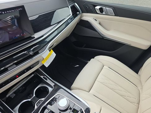 New 2027 BMW X7 xDrive40i w/ Executive Package AWD/4WD image 19