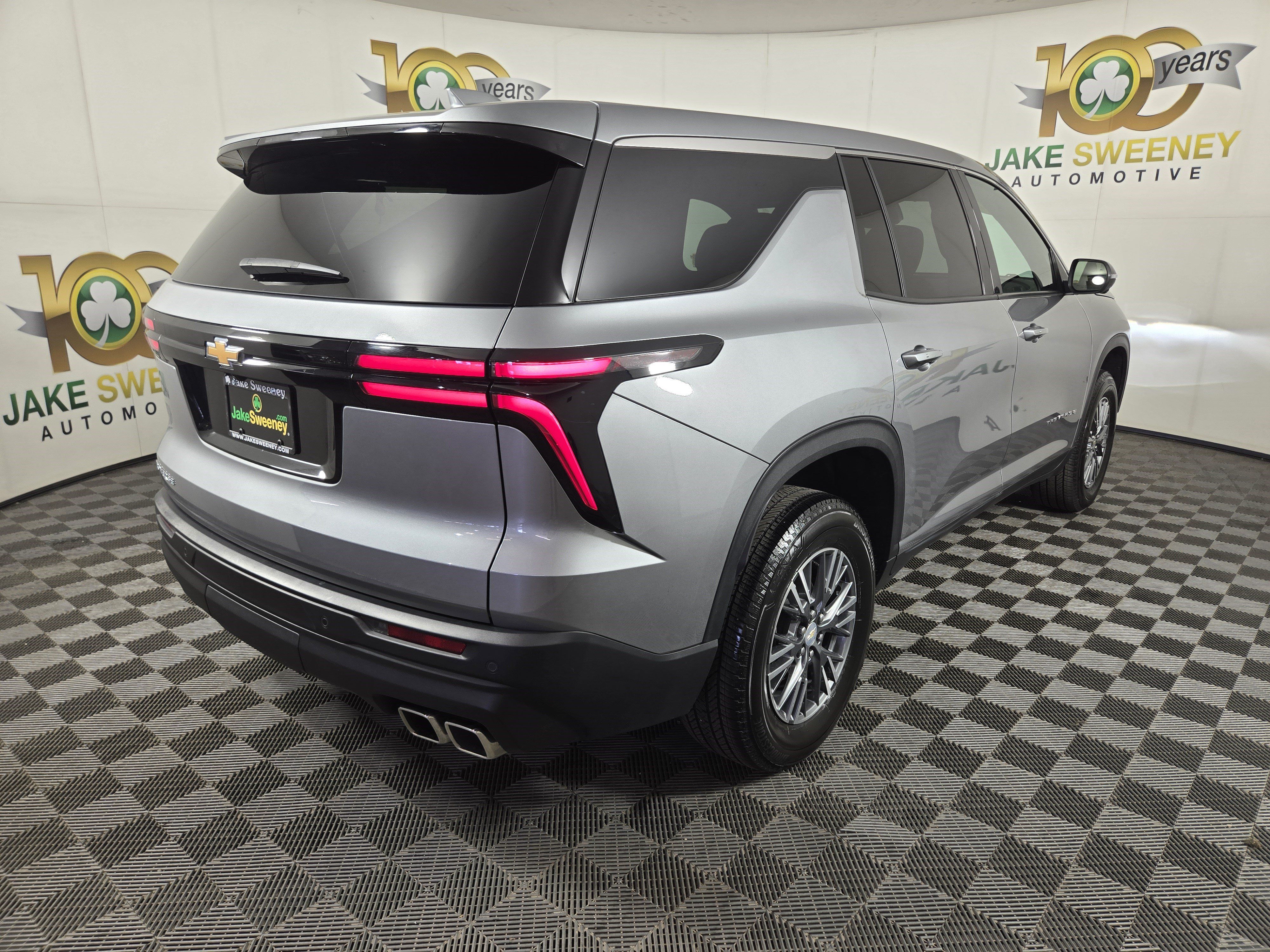Certified 2024 Chevrolet Traverse LS FWD image 9