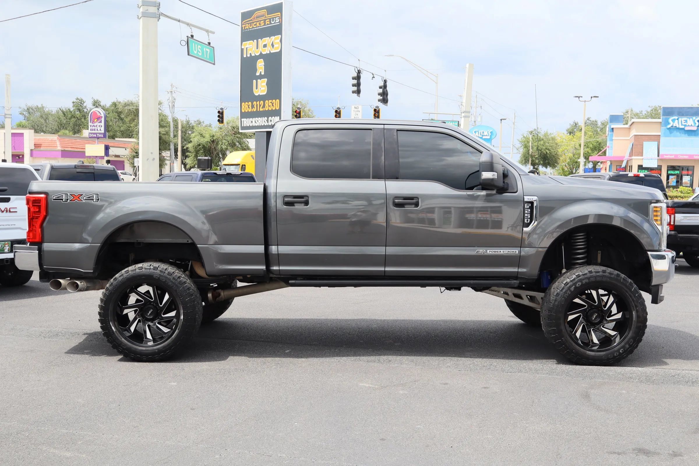 Used 2019 Ford F250 XLT AWD/4WD image 8