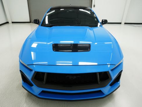 Used 2024 Ford Mustang GT Premium RWD image 2