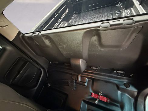 Used 2022 Chevrolet Colorado LT w/ Fleet Safety Package image 16