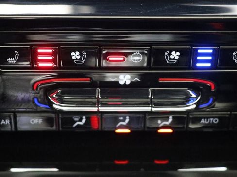 Used 2023 Jeep Grand Cherokee 4WD 4xe w/ Luxury Tech Group II image 25