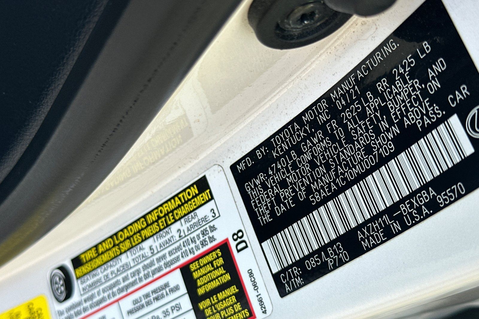 Used 2021 Lexus ES 300h w/ Accessory Package FWD image 22