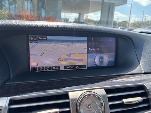 Used 2015 Lexus LS 460 L image 6