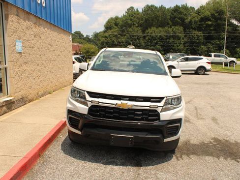 Used 2022 Chevrolet Colorado LT w/ Fleet Safety Package RWD image 2