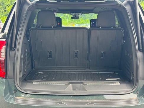 Used 2026 GMC Yukon AT4 Ultimate w/ LPO, Floor Liner Package AWD/4WD image 33