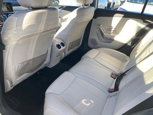 Used 2020 Mercedes-Benz A 220 image 15