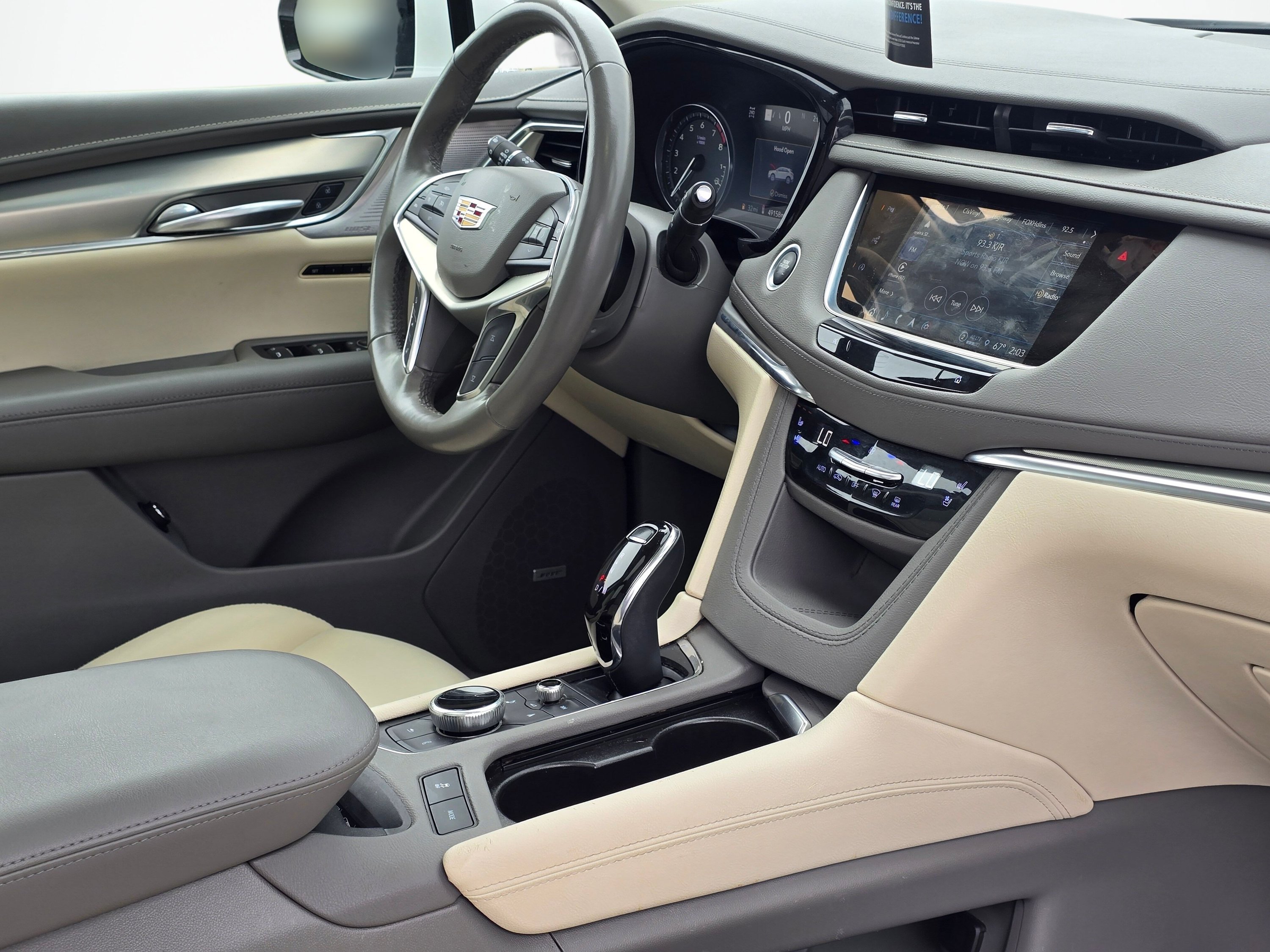 Used 2023 Cadillac XT5 Premium Luxury w/ Technology Package AWD/4WD image 27