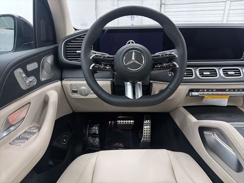 New 2026 Mercedes-Benz GLS 450 GLS 450 image 21