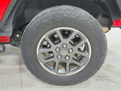 Used 2021 Jeep Wrangler Sport AWD/4WD image 14
